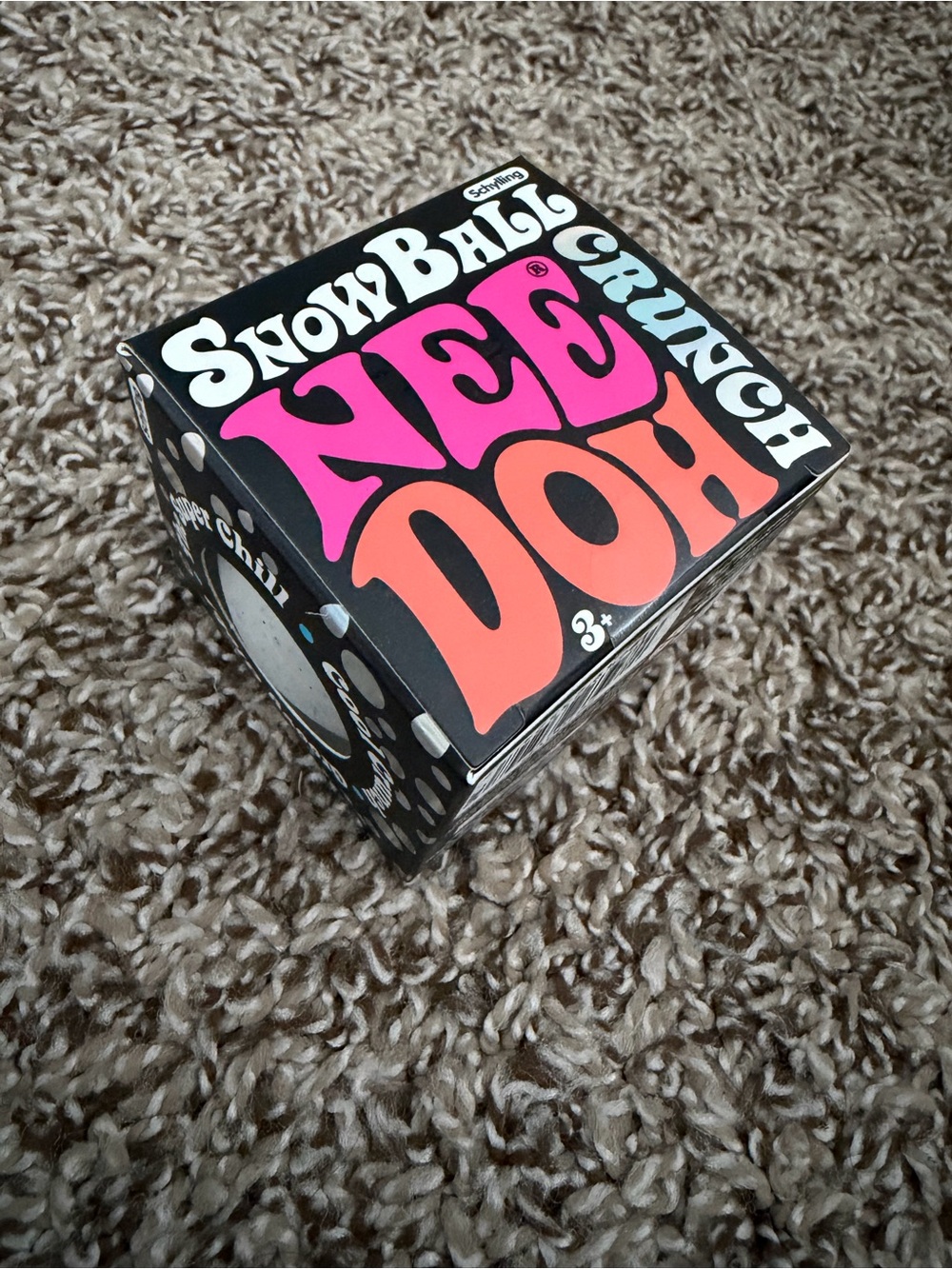 NEEDOH Snowball Crunch squishy toy